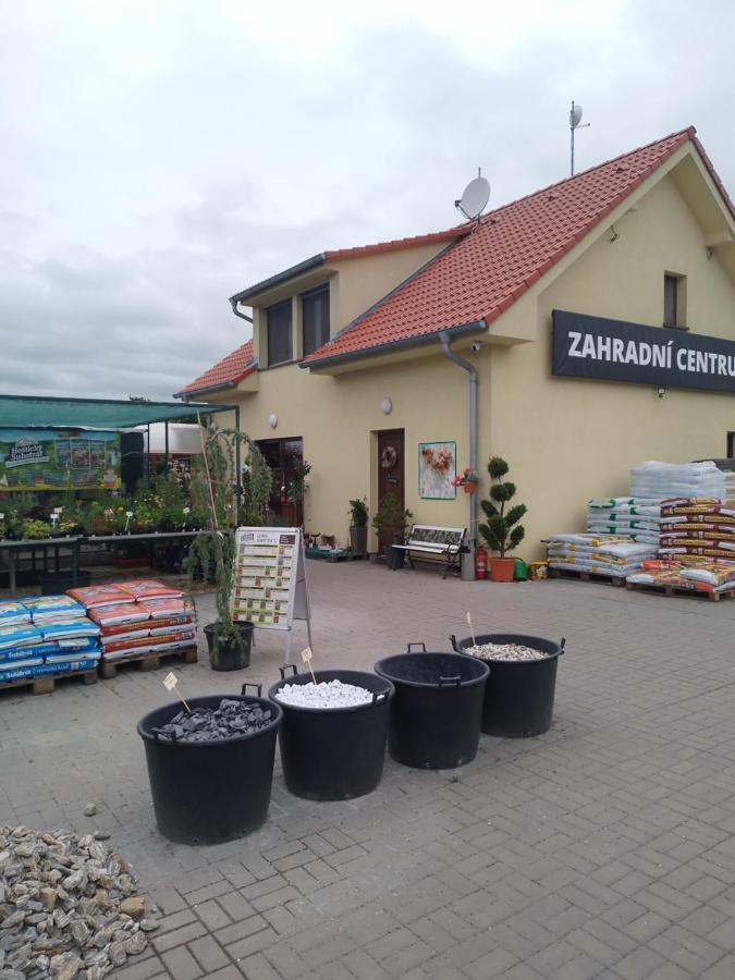 Garden Apartments Znojmo Exterior photo